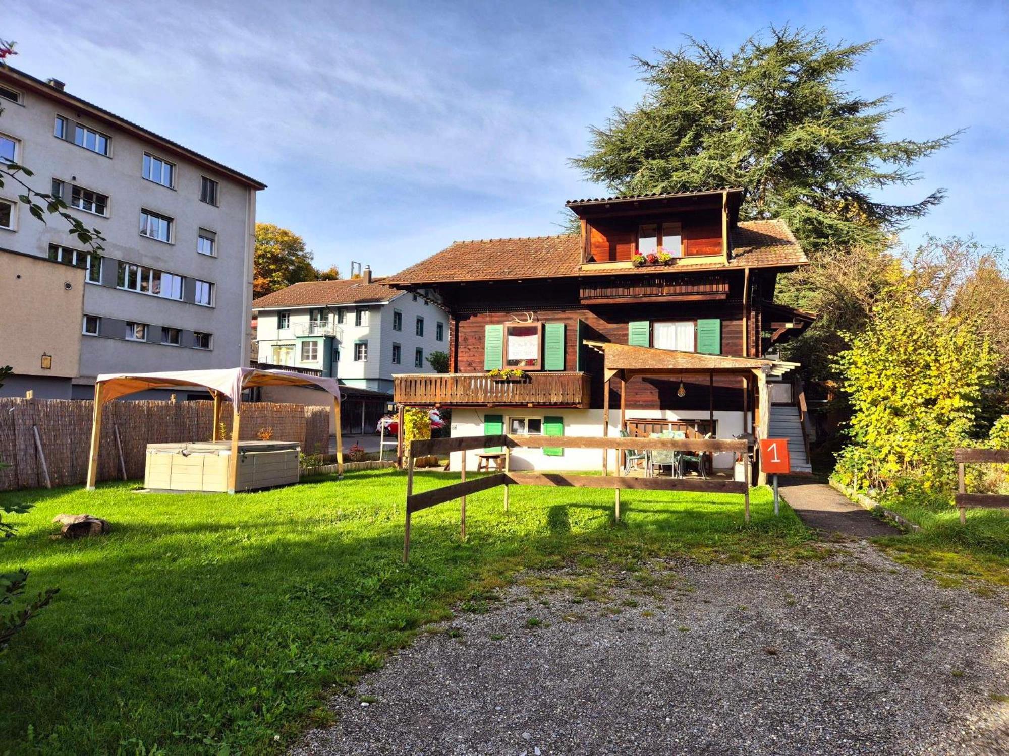 Villa Casa Uno Heimeliges Chalet Mitten In Spiez Extérieur photo